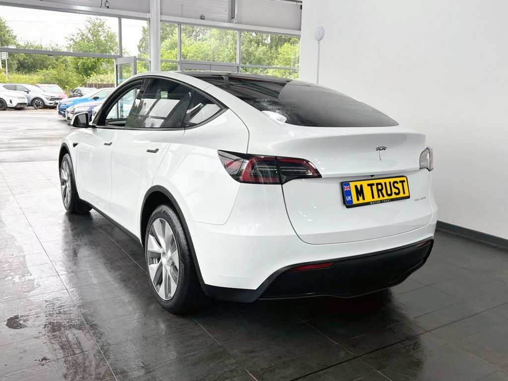 Tesla Model Y Suv MM23JSU White #6