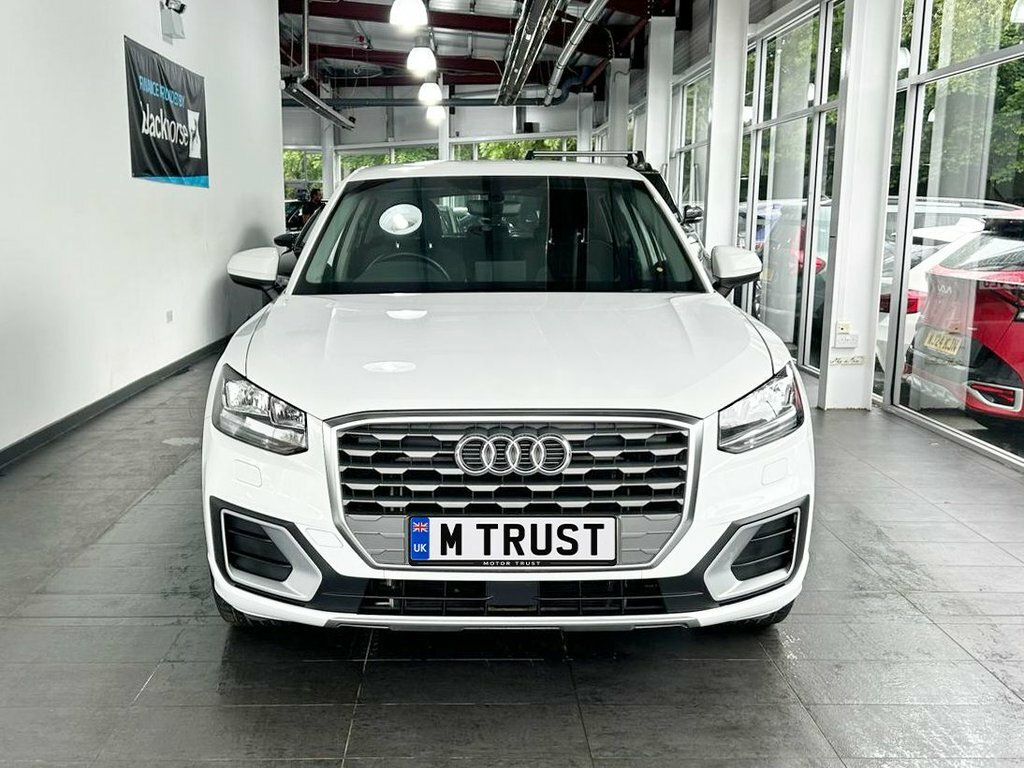 Audi Q2 1.5L Sport White #2