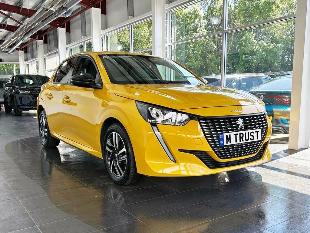 Peugeot 208 1.5L Allure Premium Yellow