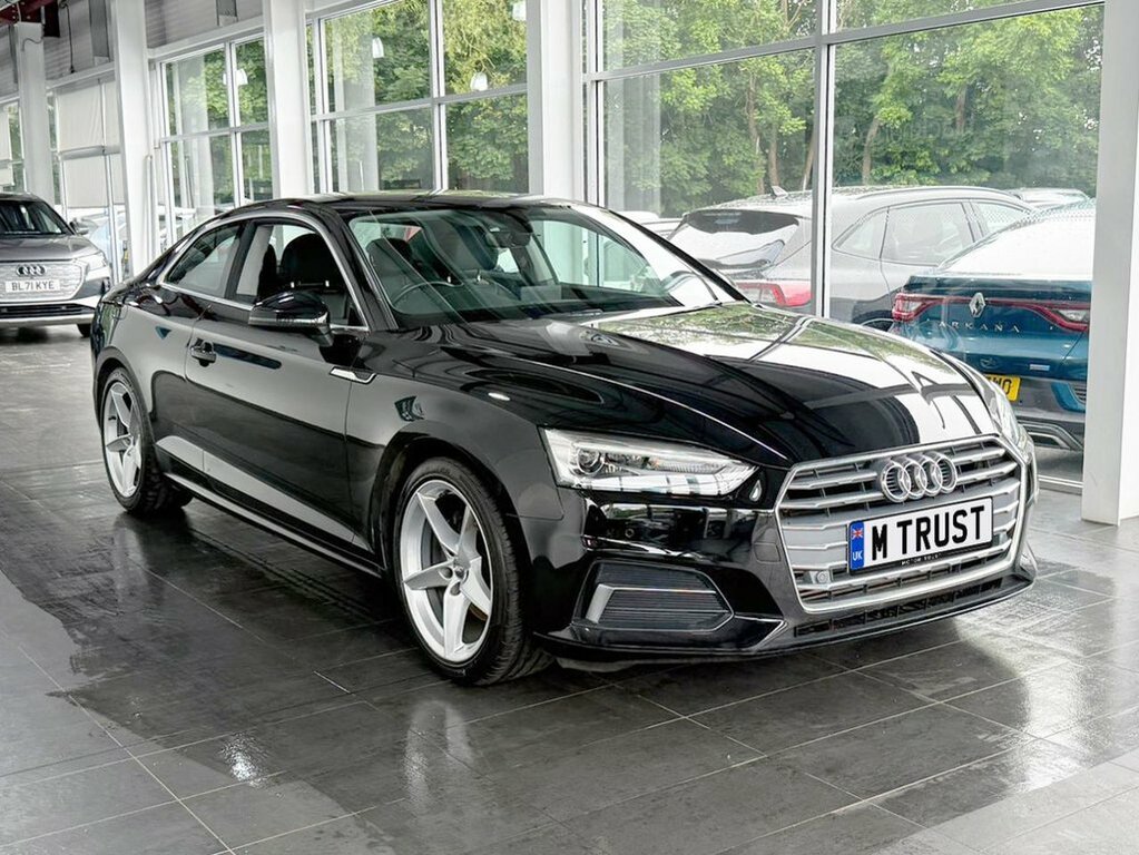 Audi A5 2L Sport Black