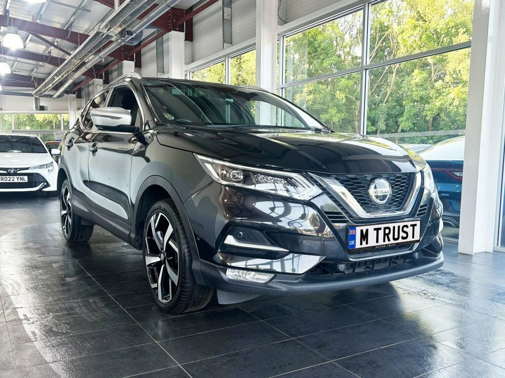 Nissan Qashqai 1.3L Tekna DL68VYS Black #2