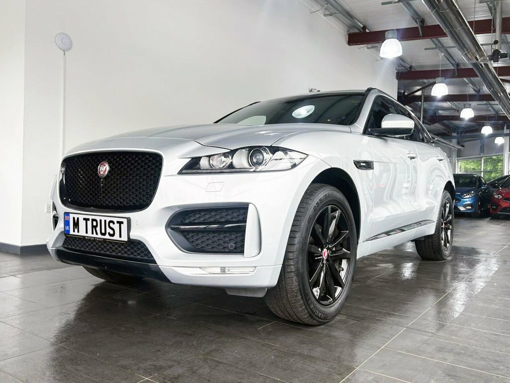 Jaguar F-Pace 2L R-sport OE68WZV Silver #4