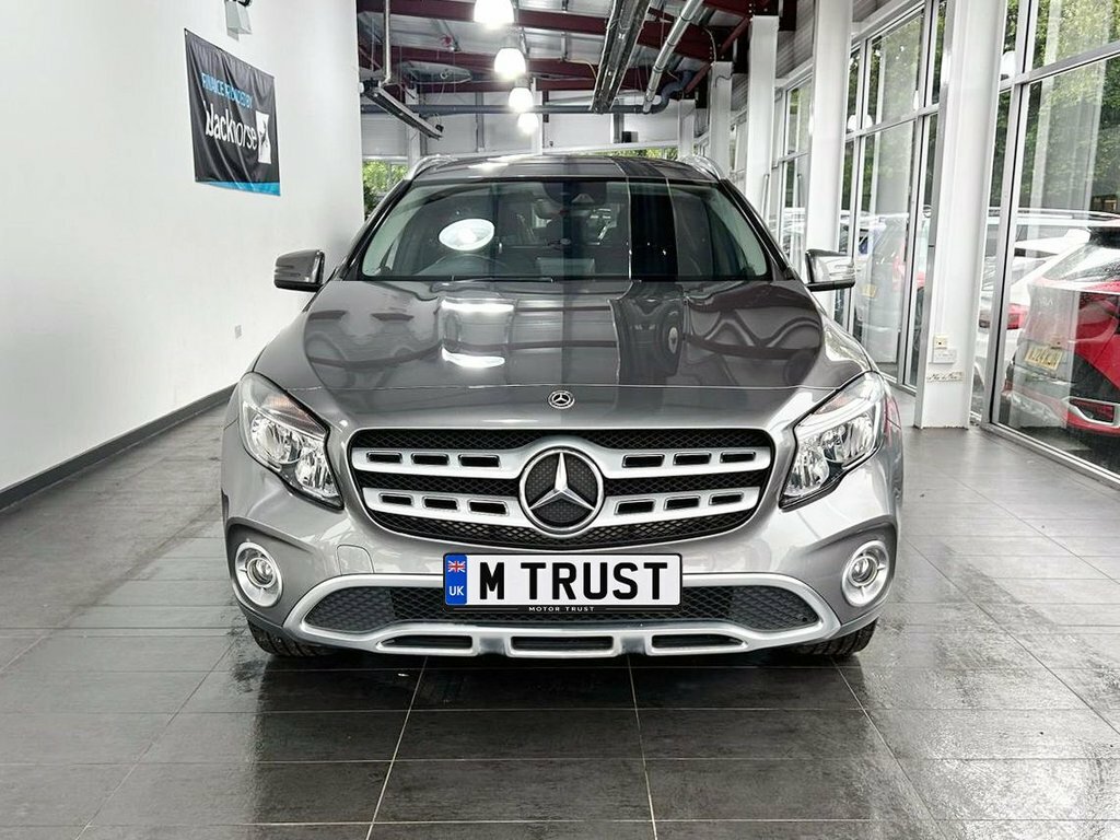 Mercedes-Benz GLA Class 1.6L Sport NJ68ECV Grey #2