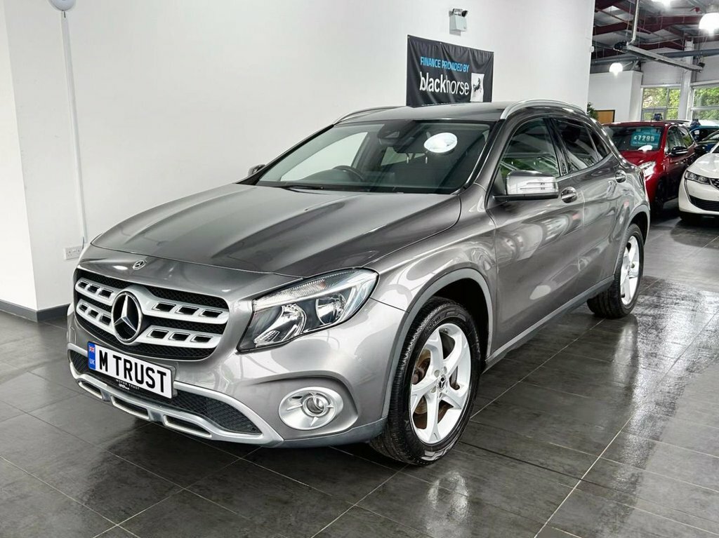Mercedes-Benz GLA Class 1.6L Sport NJ68ECV Grey #3