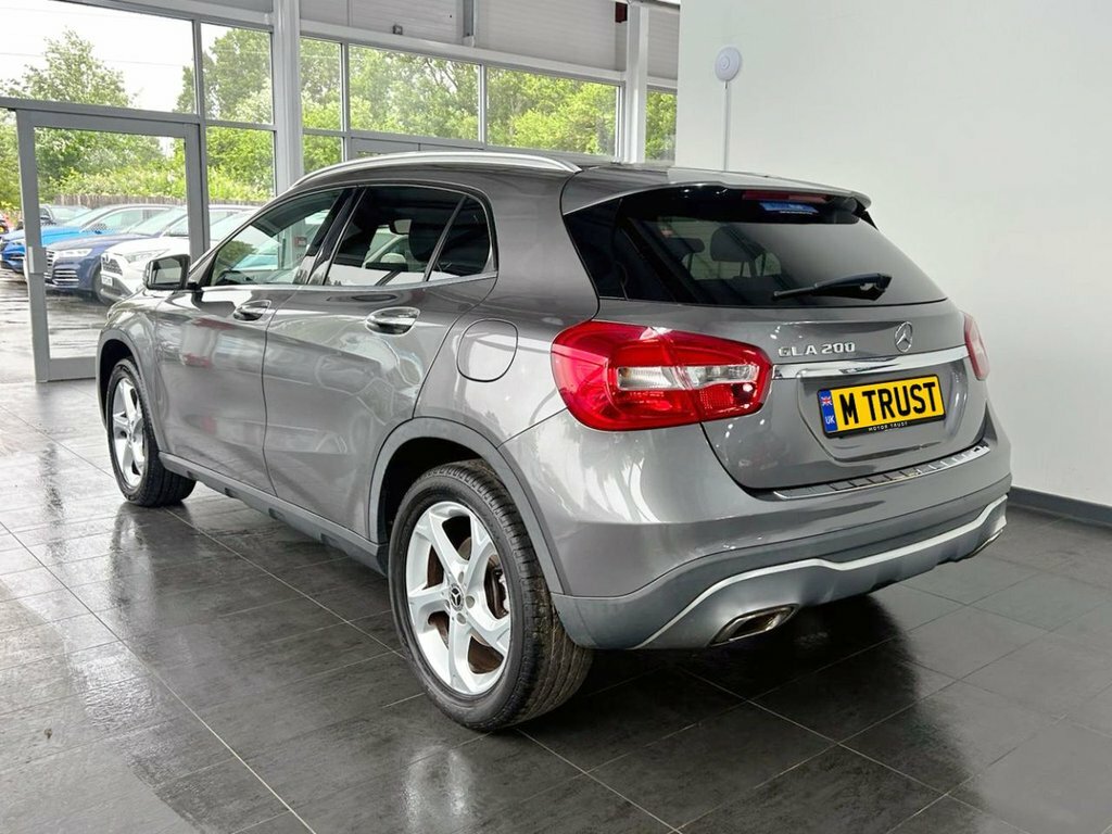 Mercedes-Benz GLA Class 1.6L Sport NJ68ECV Grey #5
