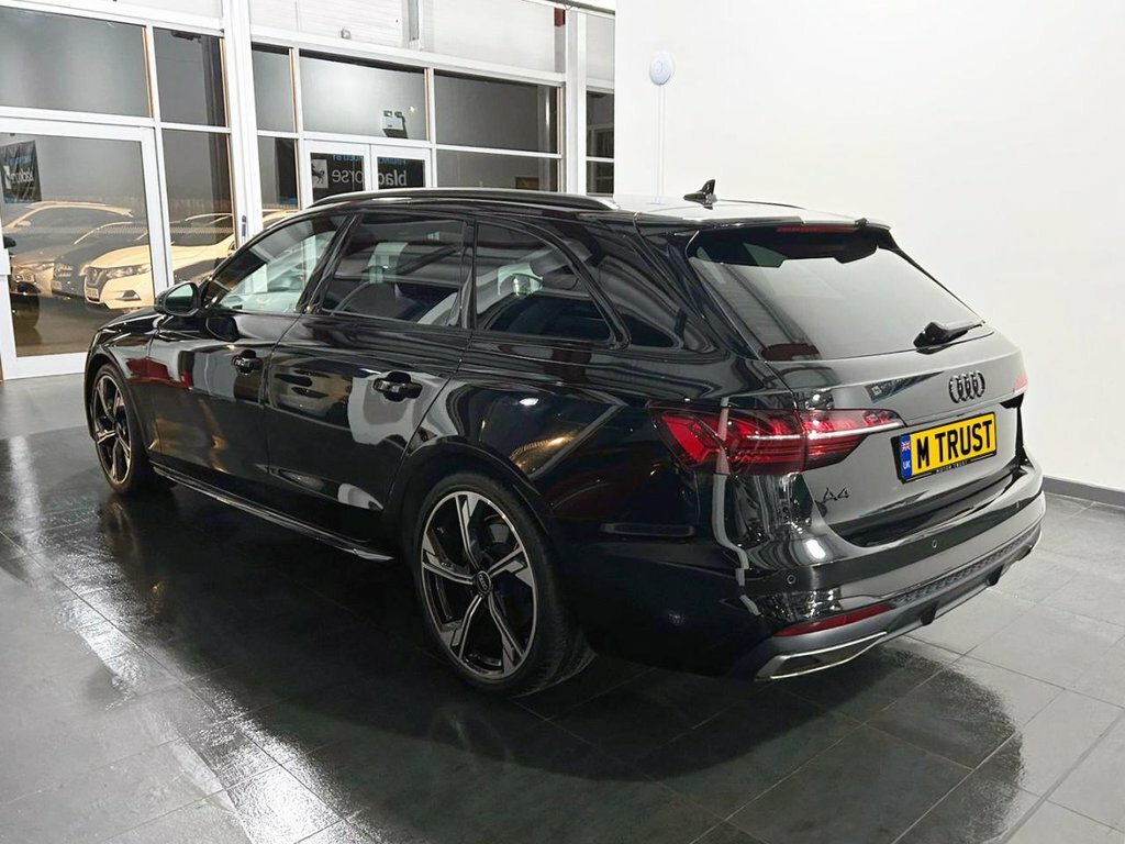 Audi A4 Avant Estate Black #5