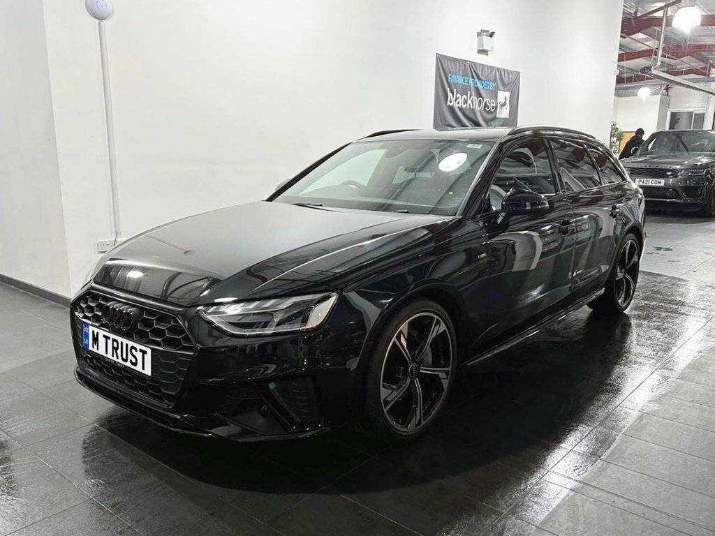 Audi A4 Avant Estate Black #4