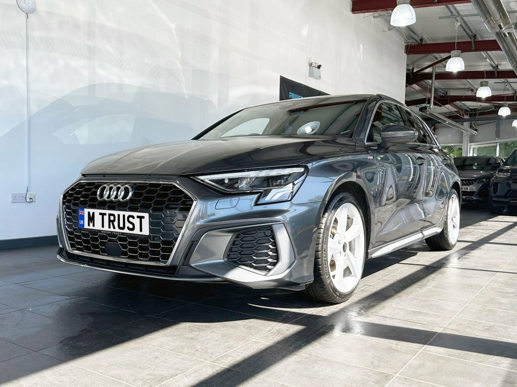 Audi A3 1L S Line Grey #4