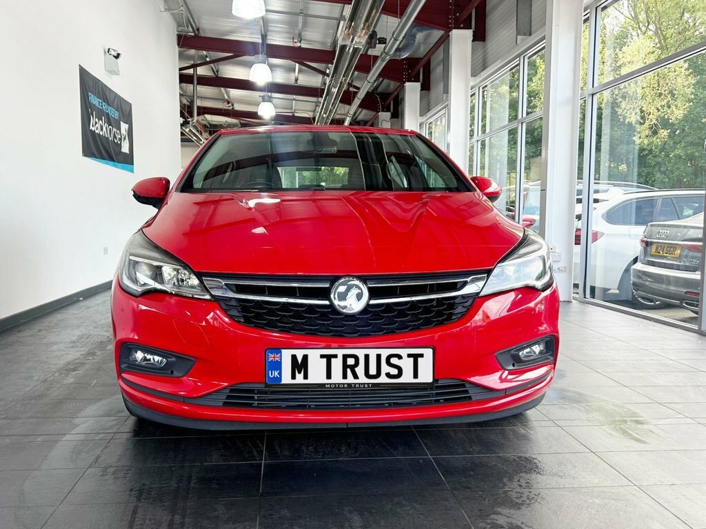 Vauxhall Astra 1.4L Elite Nav SH66YFC Red #3