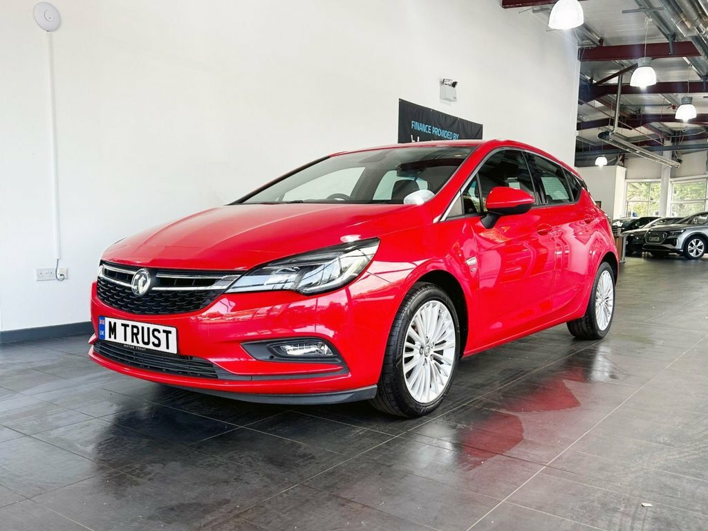 Vauxhall Astra 1.4L Elite Nav SH66YFC Red #5