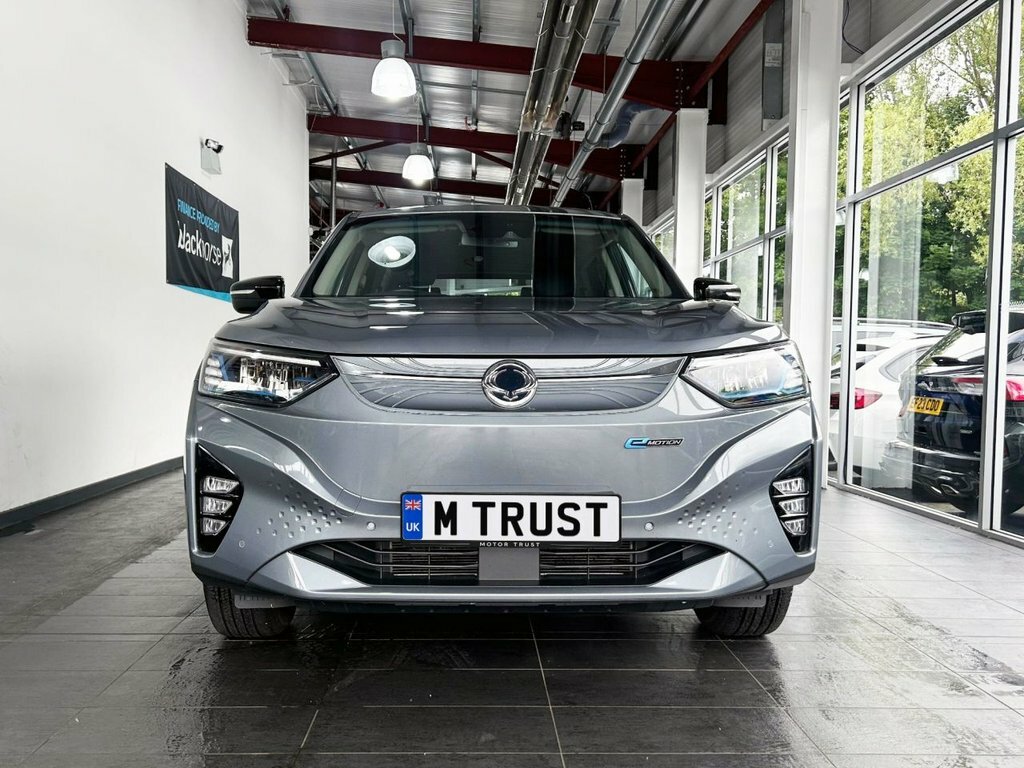 SsangYong Korando e-Motion 61.5Kwh Ultimate Suv 190 Ps Black #3