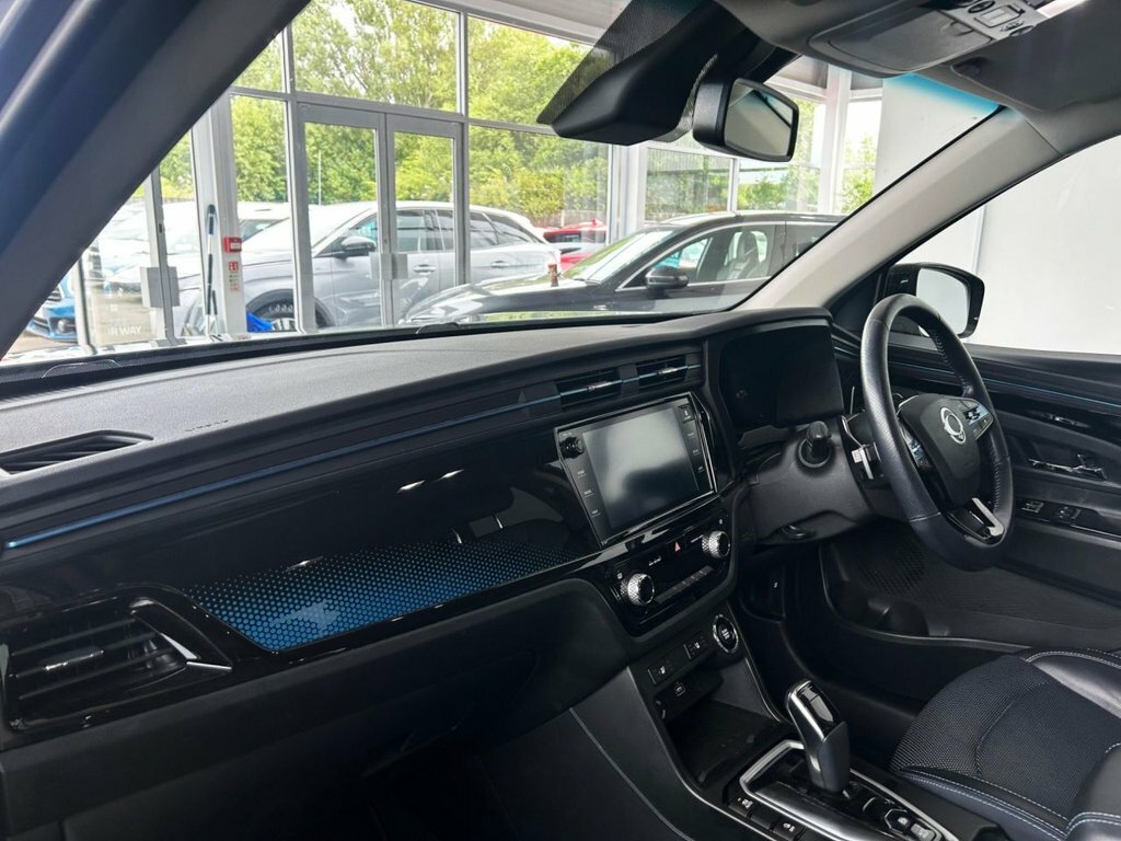 SsangYong Korando e-Motion 61.5Kwh Ultimate Suv 190 Ps Black #12
