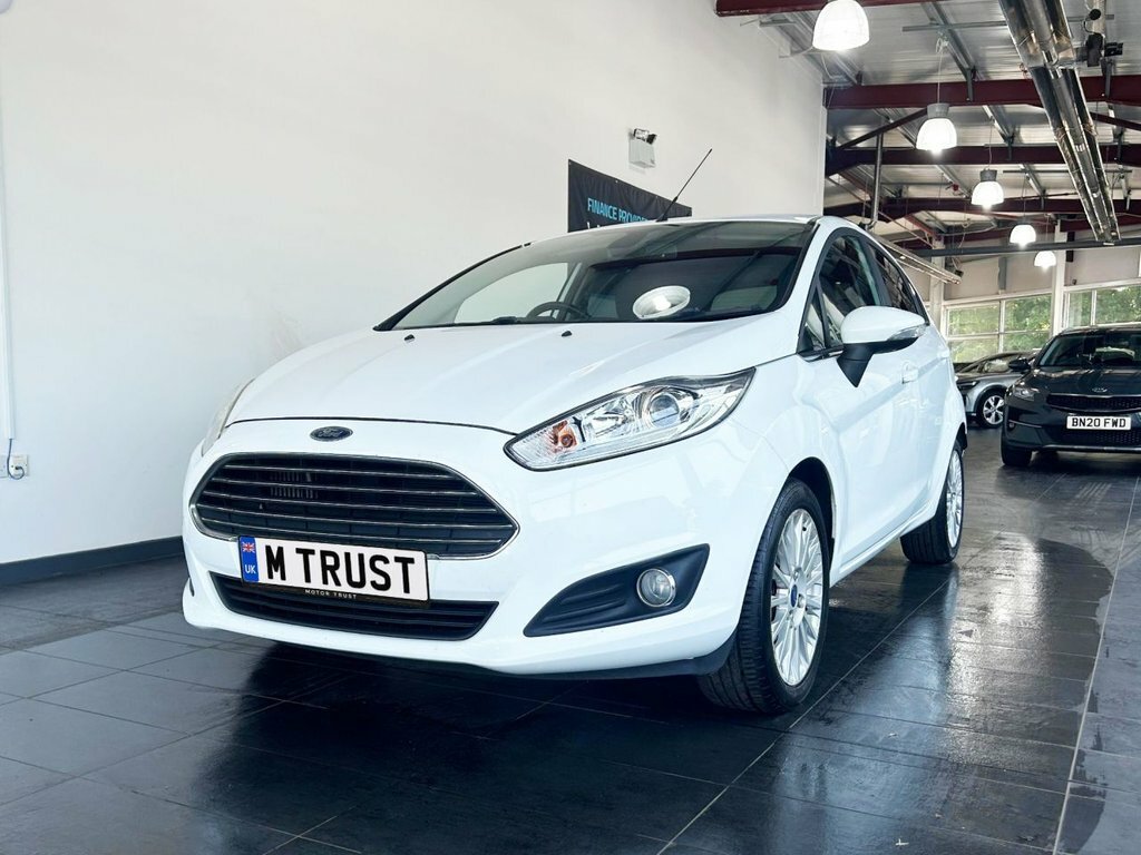 Ford Fiesta 1L Titanium White #4