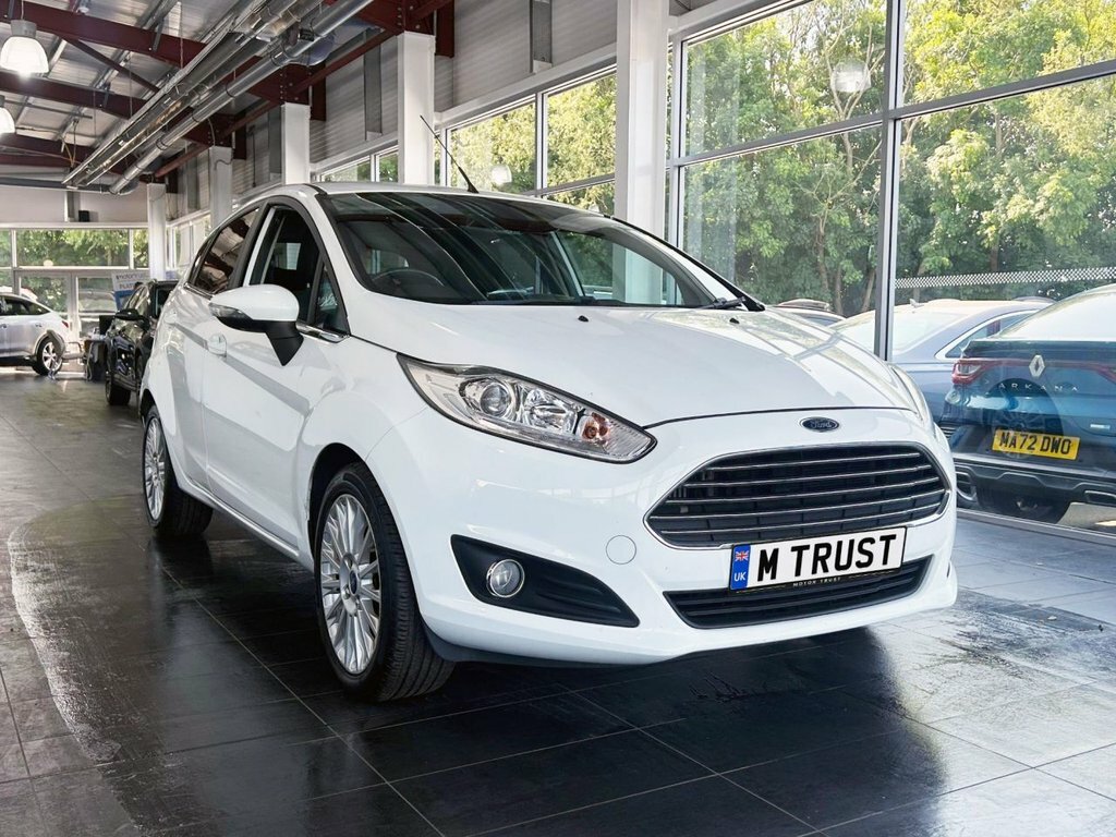Ford Fiesta 1L Titanium White #2