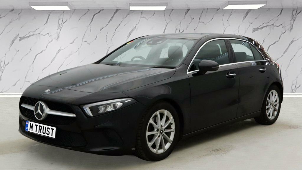 Mercedes-Benz A Class 1.3L Sport Black #2