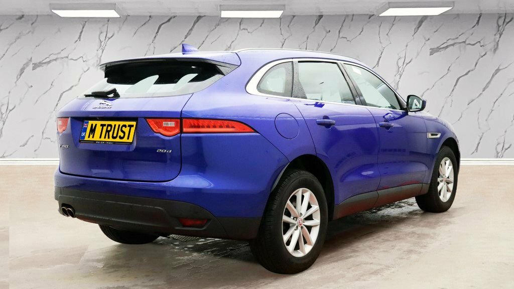 Jaguar F-Pace 2L Prestige LJ18UGM Blue #4