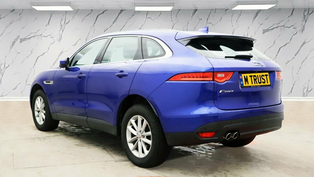 Jaguar F-Pace 2L Prestige LJ18UGM Blue #3
