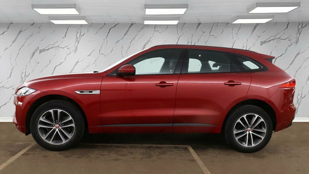 Jaguar F-Pace 2L R-sport MV19URB Red #6