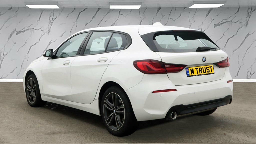 BMW 1 Series 1.5L Sport SL70PXA White #3