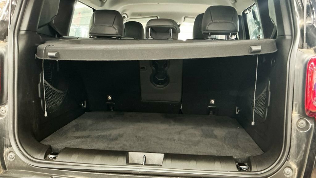 Jeep Renegade Estate  #11