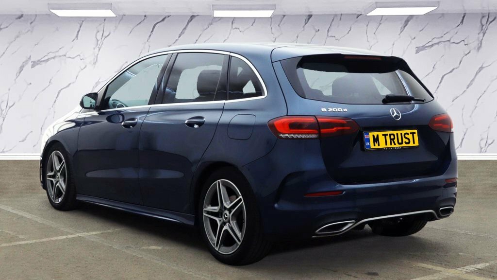 Mercedes-Benz B Class 2L Amg Line Blue #3