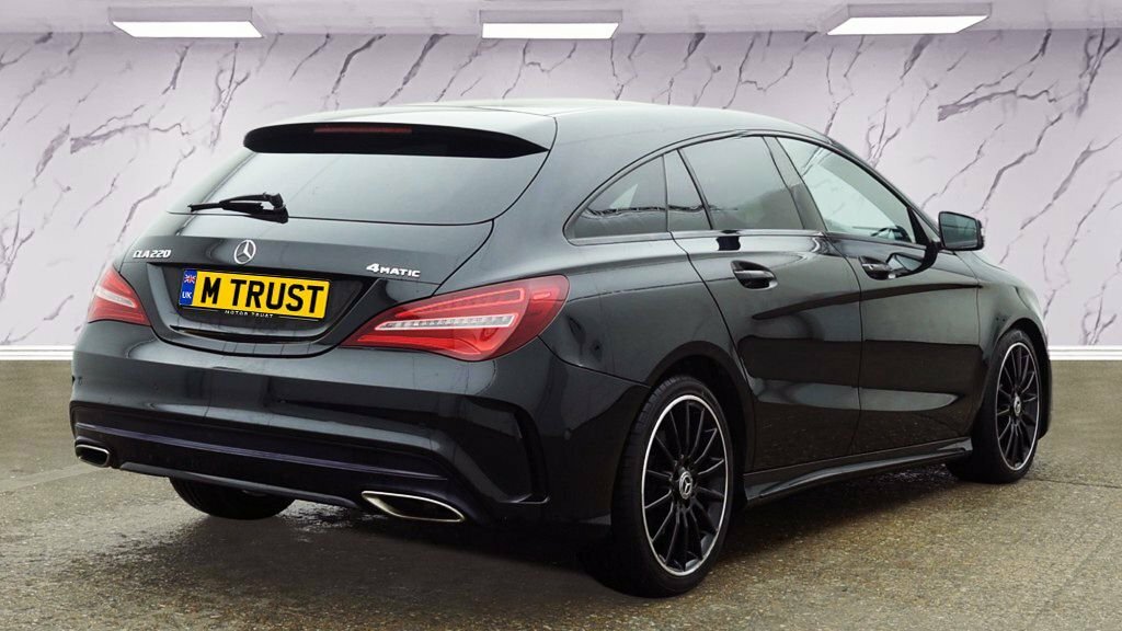 Mercedes-Benz CLA Class 2L Amg Line Night Edition GX68CLV Black #4