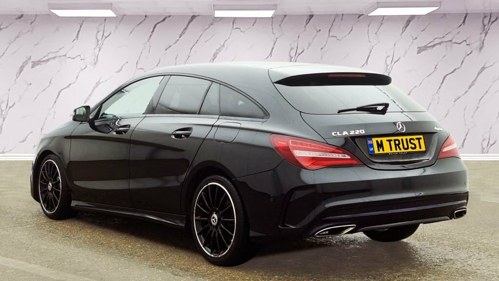 Mercedes-Benz CLA Class 2L Amg Line Night Edition GX68CLV Black #3