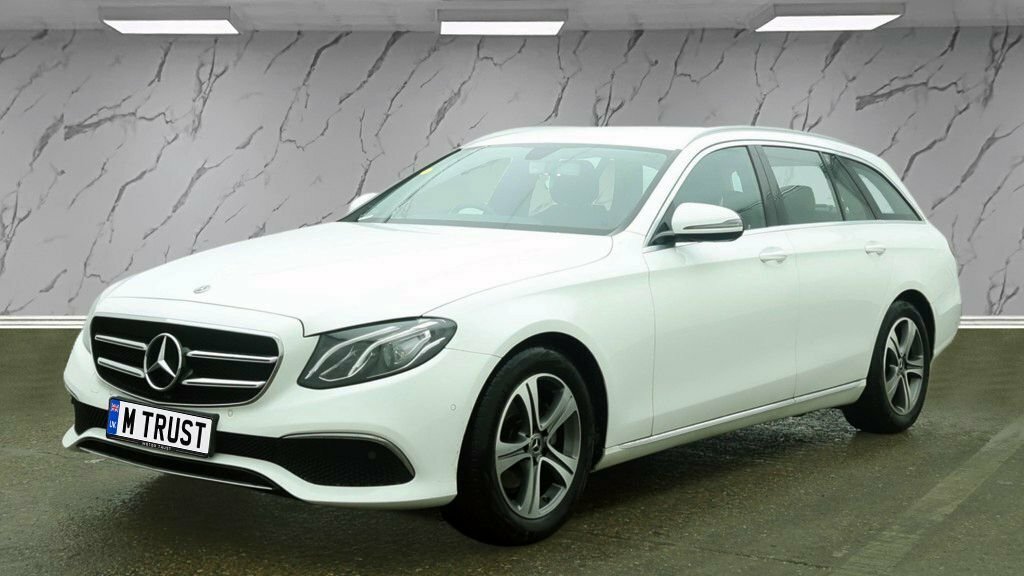 Mercedes-Benz E Class 2L Se WA68URH White #2