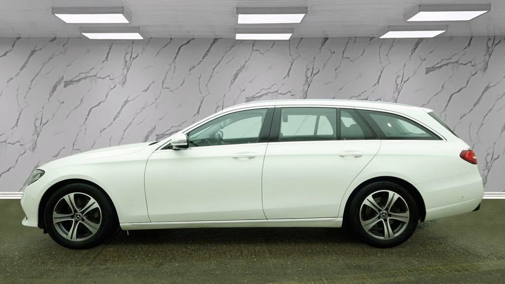 Mercedes-Benz E Class 2L Se WA68URH White #6