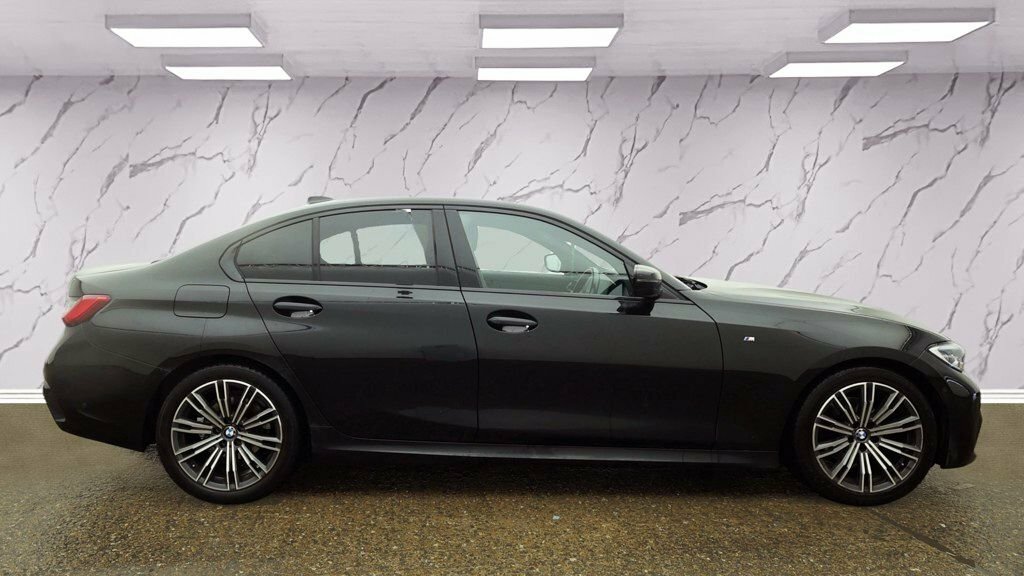 BMW 3 Series 2L M Sport HT21ZXR Black #5