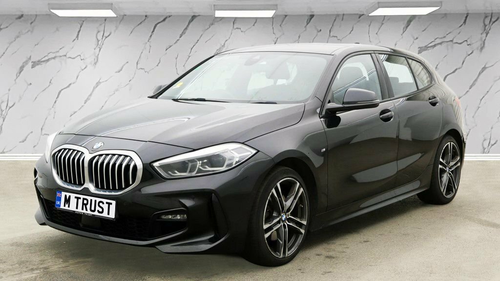 BMW 1 Series 1.5L M Sport DF71TXT Black #2