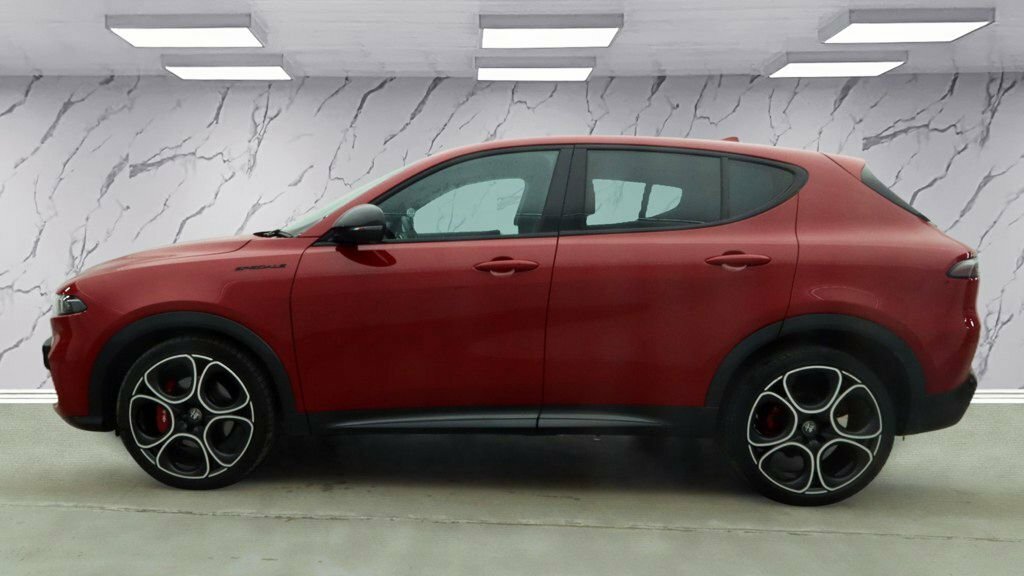 Alfa Romeo Tonale 1.5L Speciale Red #6