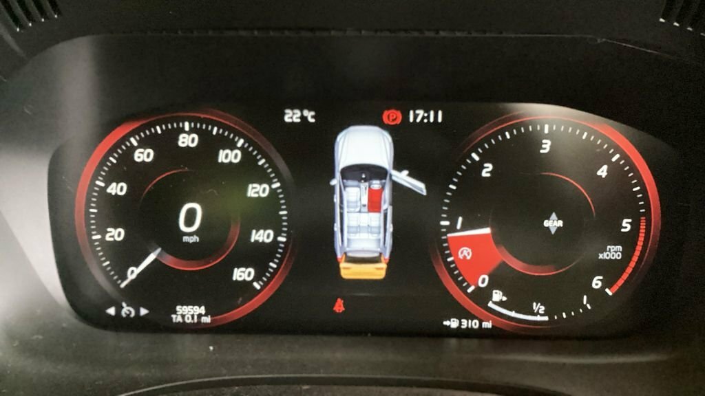 Volvo XC60 Xc60 R-design Pro T8 Phev Awd Black #8