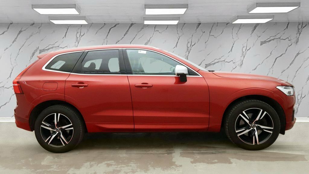 Volvo XC60 Xc60 R-design Pro T8 Phev Awd Black #5