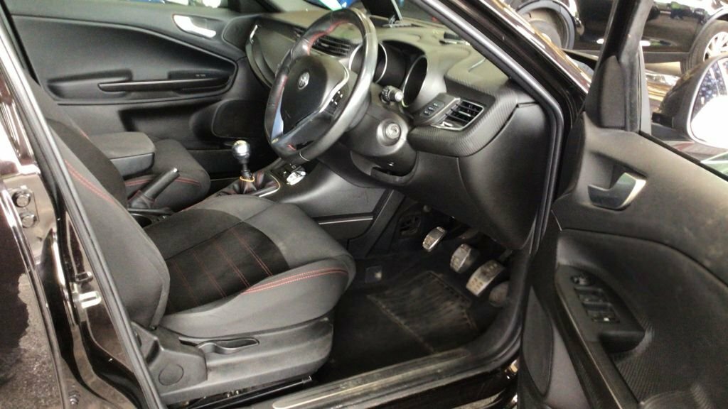 Alfa Romeo Giulietta 1.6 Jtdm-2 Speciale Hatchback Eu Grey #9