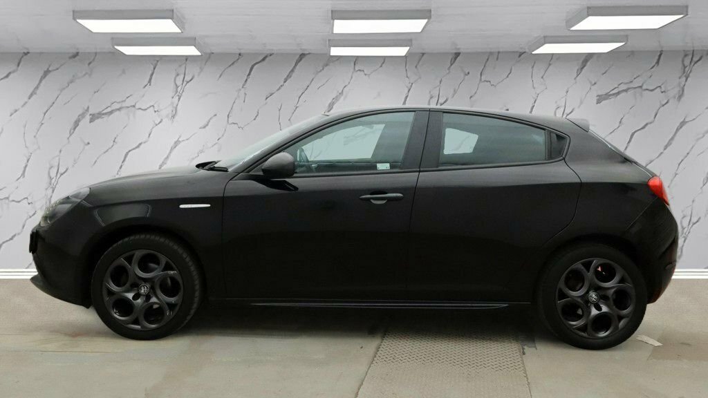 Alfa Romeo Giulietta 1.4L Speciale Black #6