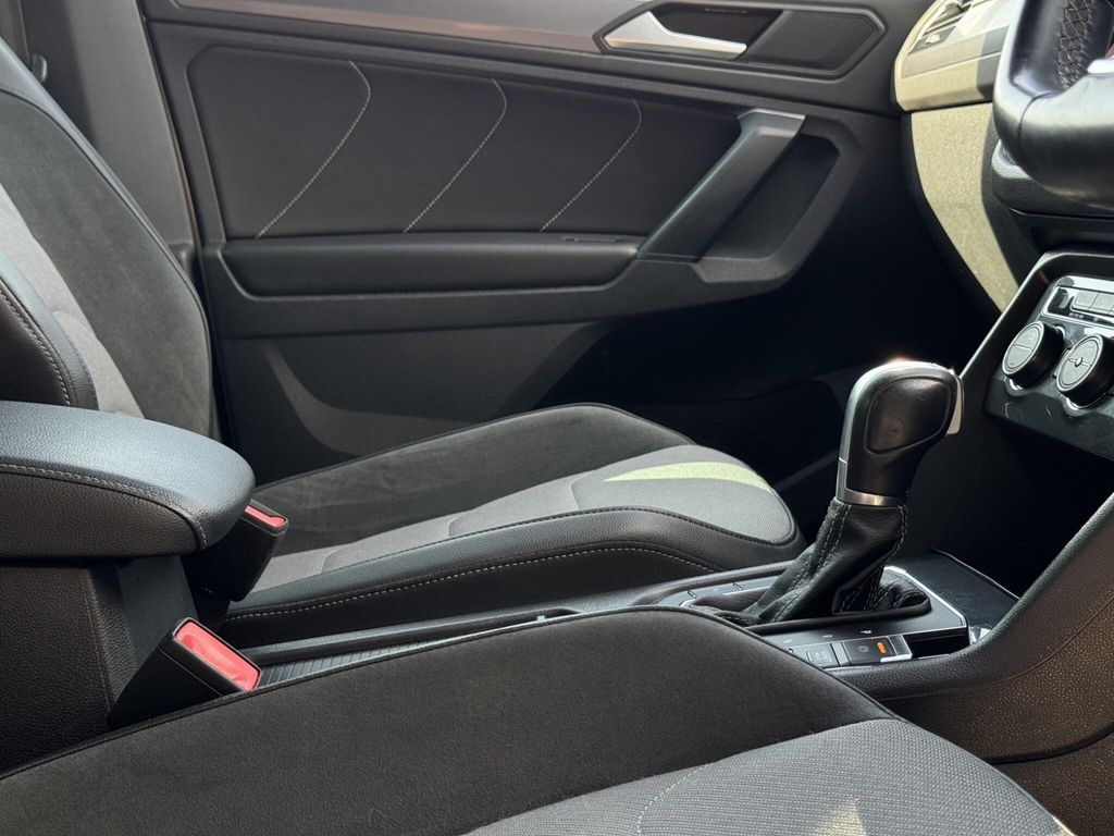 Volkswagen Tiguan Se Navigation Silver #34