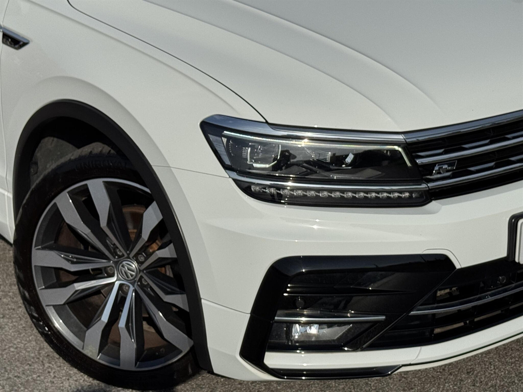 Volkswagen Tiguan Se Navigation Silver #35