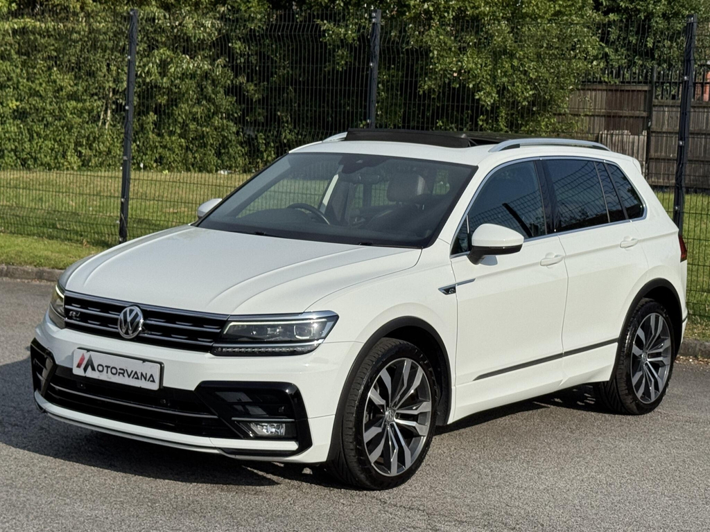 Volkswagen Tiguan Se Navigation Silver #3