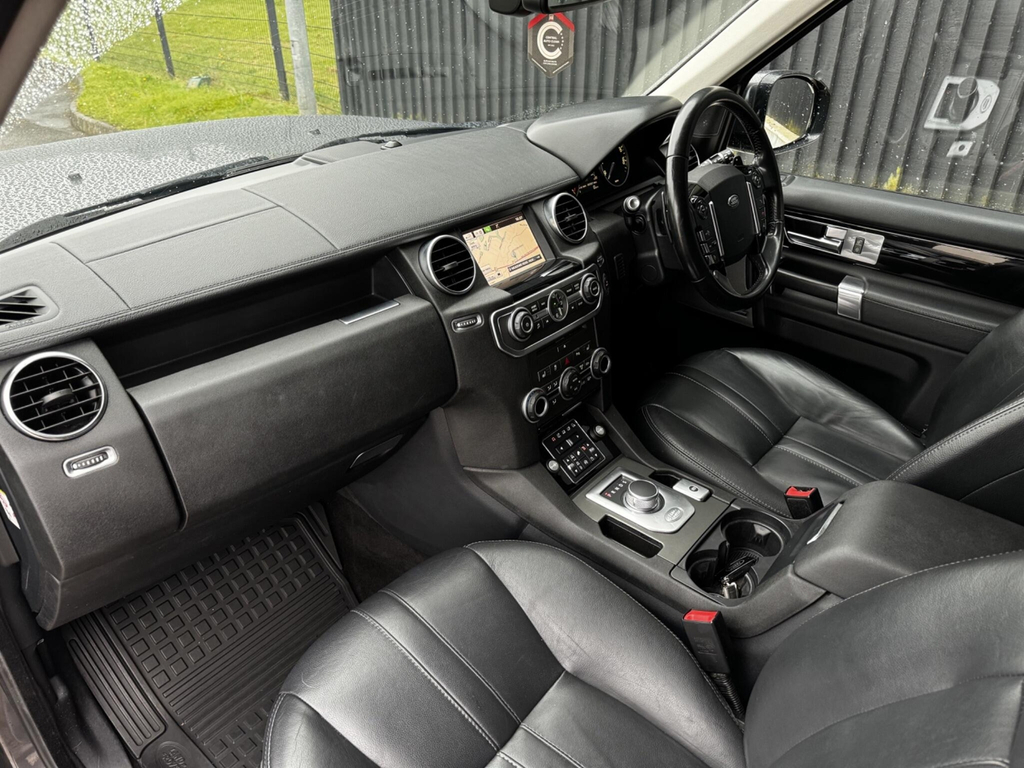 Land Rover Discovery 2.0 Sd4 Hse Black #12