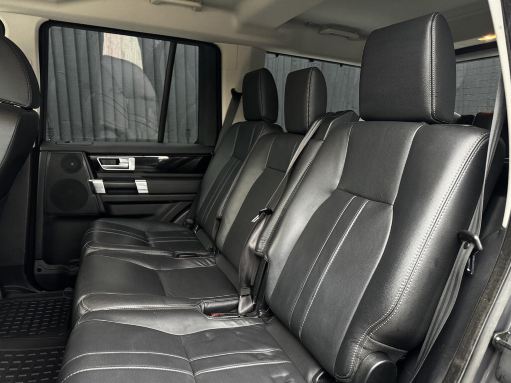 Land Rover Discovery 2.0 Sd4 Hse Black #16
