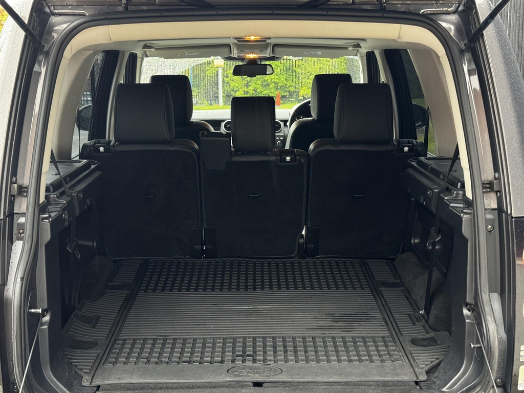 Land Rover Discovery 2.0 Sd4 Hse Black #32