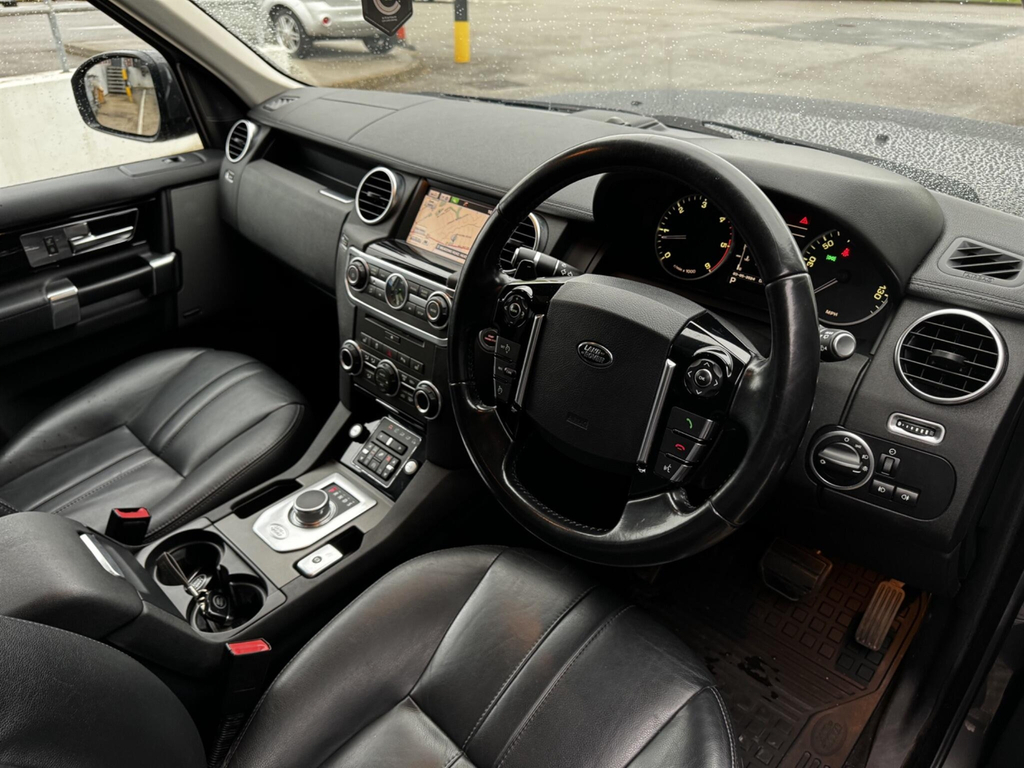Land Rover Discovery 2.0 Sd4 Hse Black #13
