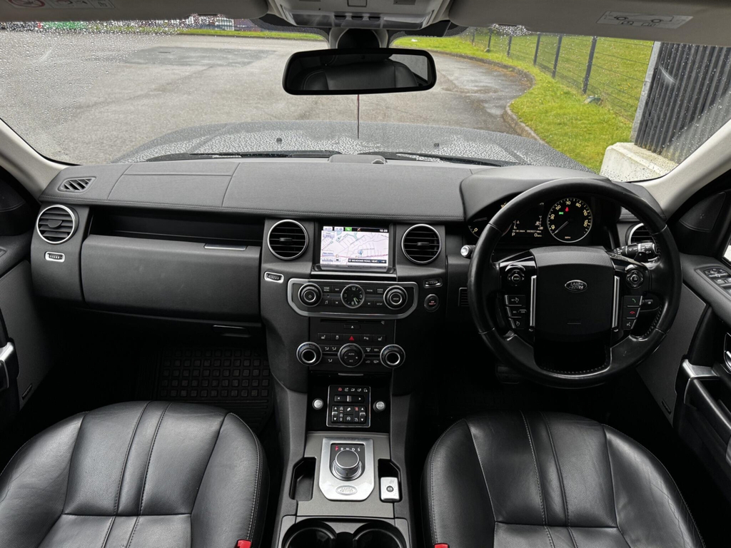 Land Rover Discovery 2.0 Sd4 Hse Black #10