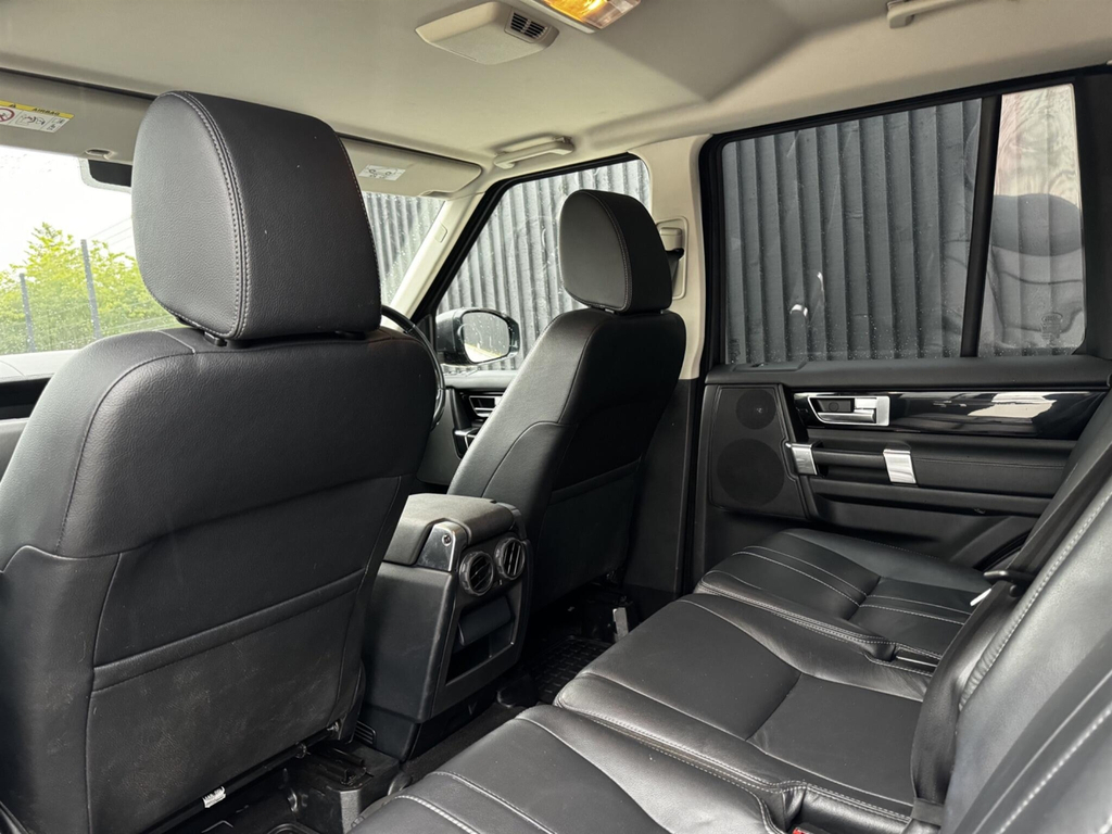 Land Rover Discovery 2.0 Sd4 Hse Black #17