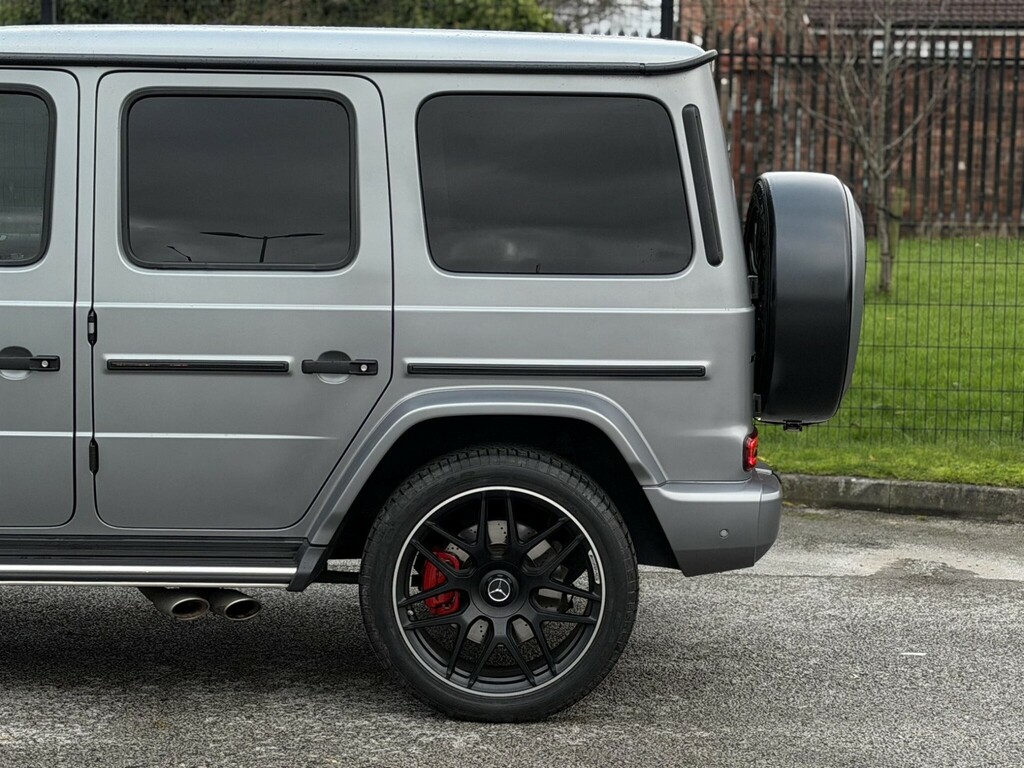 Mercedes-Benz G Class Amg G 63 4Matic Black #39