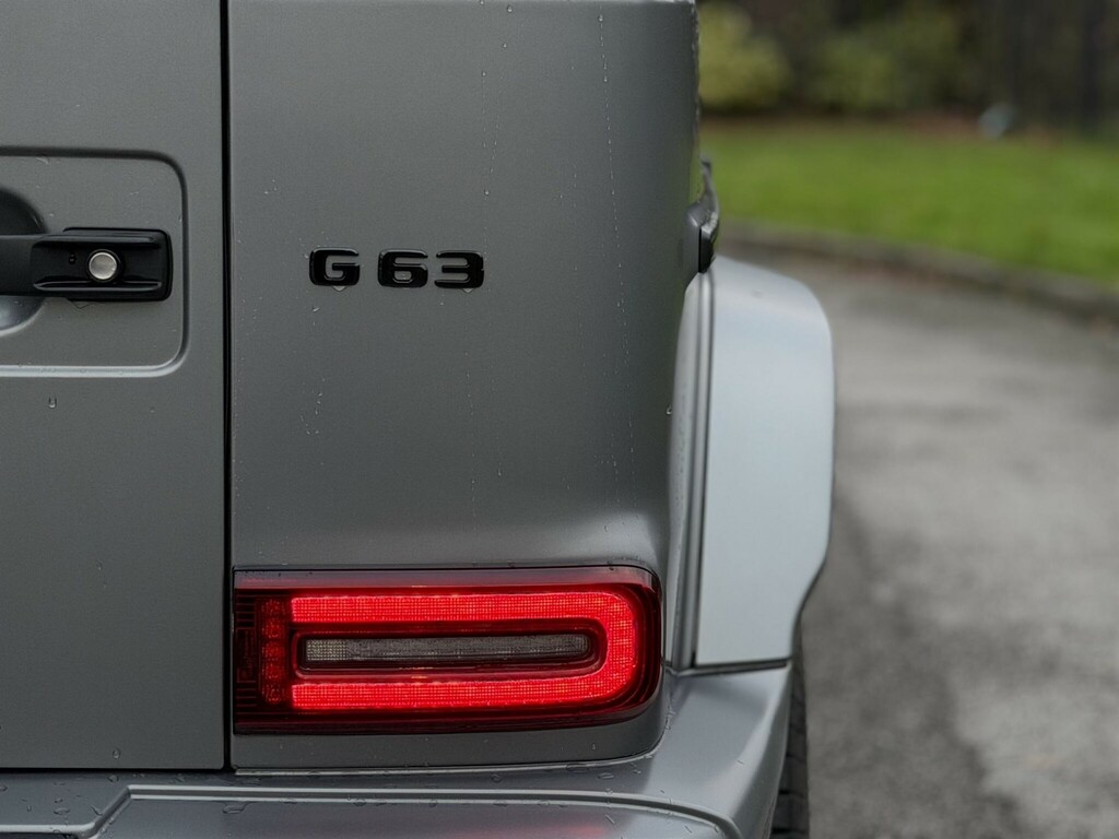 Mercedes-Benz G Class Amg G 63 4Matic Black #53