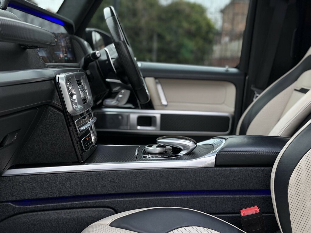 Mercedes-Benz G Class Amg G 63 4Matic Black #48