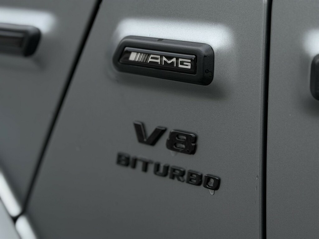 Mercedes-Benz G Class Amg G 63 4Matic Black #34