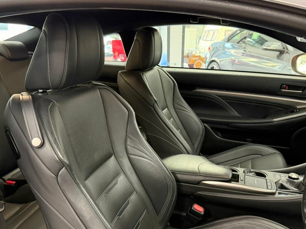 Lexus RC 300H Luxury U2220 Ulez White #19